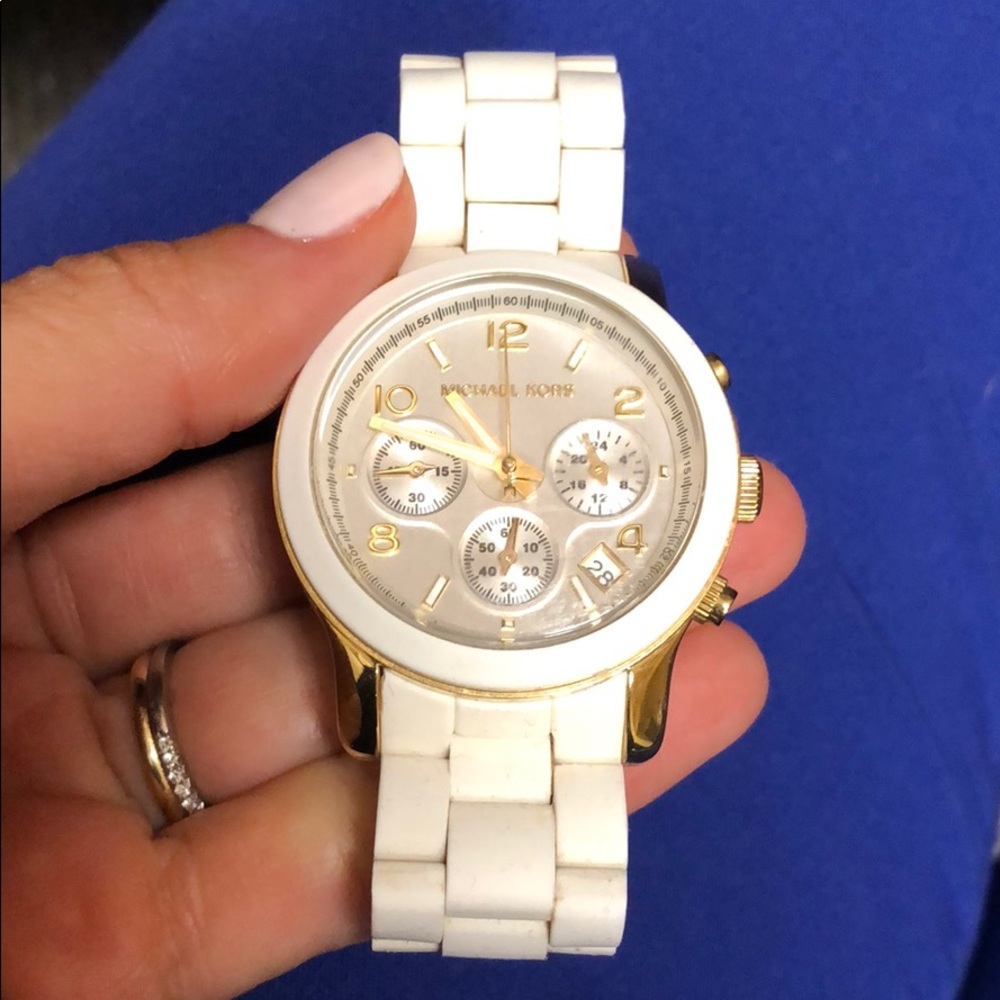 Michael Kors White gold and rubber watch GUC